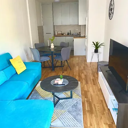 Dedijer Apartment *