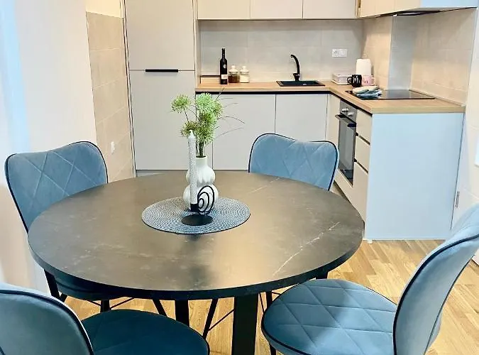 شقة Dedijer تريبينيي